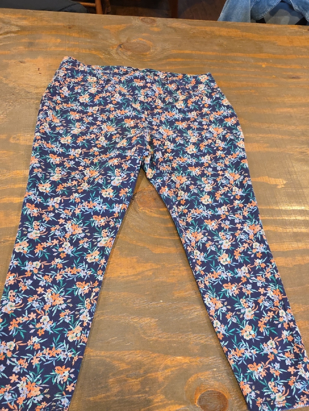 Faded Glory Navy Floral Pull-On Jeggings with Orange & Teal Flowers